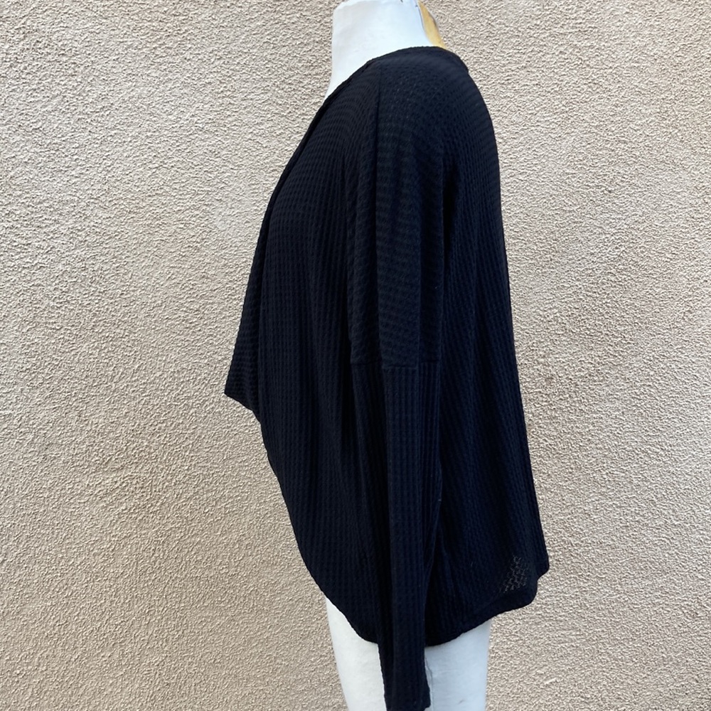 EUC Anthropologie Lazy Sundays Waffle Thermal Twist Wrap Long Sleeve Henley - Picture 5 of 7